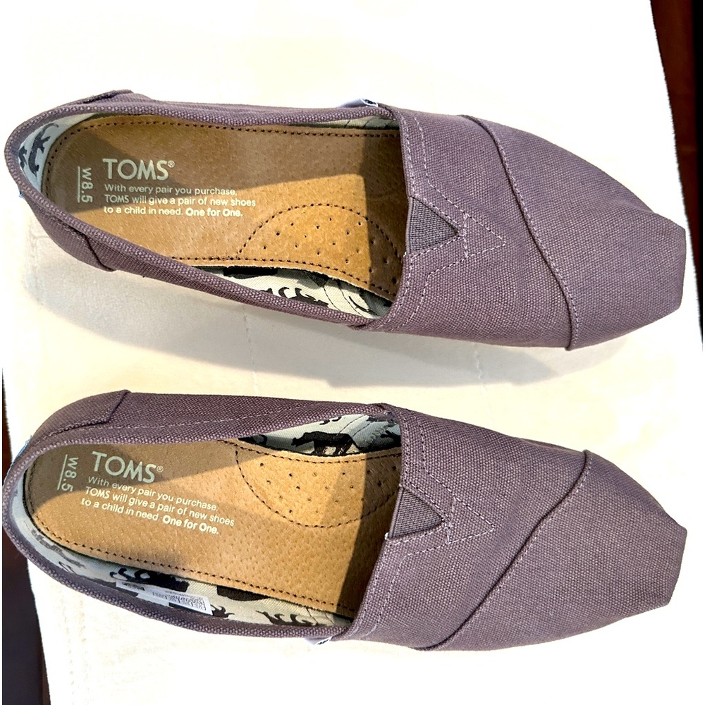 TOMS Shoes